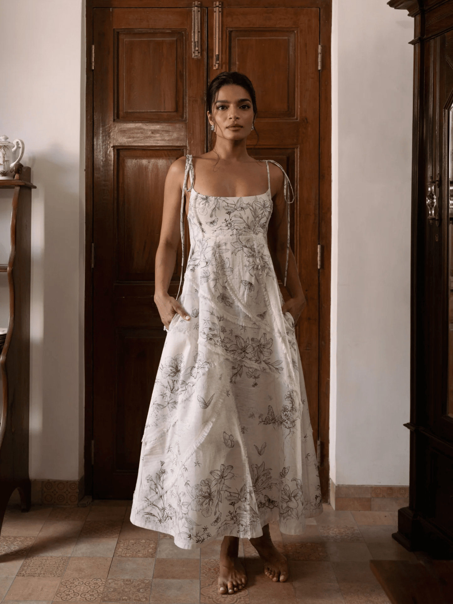Isabella luxury day dress for women with botanical print