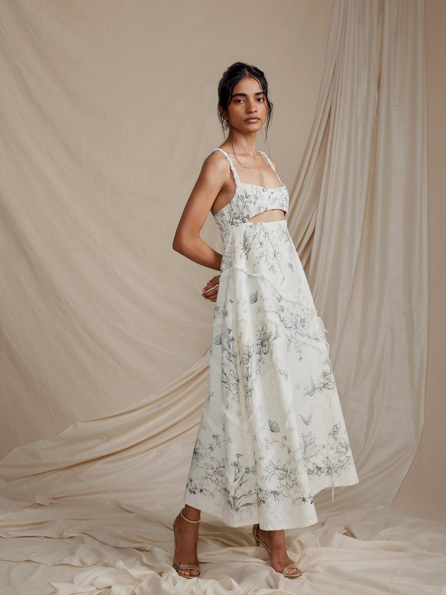 luna-hand-drawn-botanical-dress-side